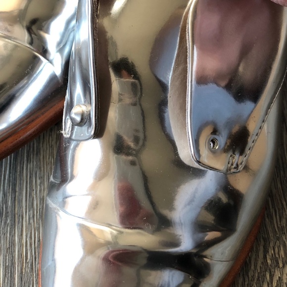 JOE’S JEANS DAKOTA Silver Brogue Shoes - Picture 9 of 9